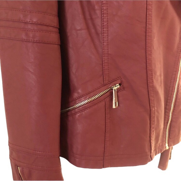 A.n.a Womens Red Faux Leather Jacket Moto Sz S Zipped Pockets and Cuffs Textured - Picture 12 of 14